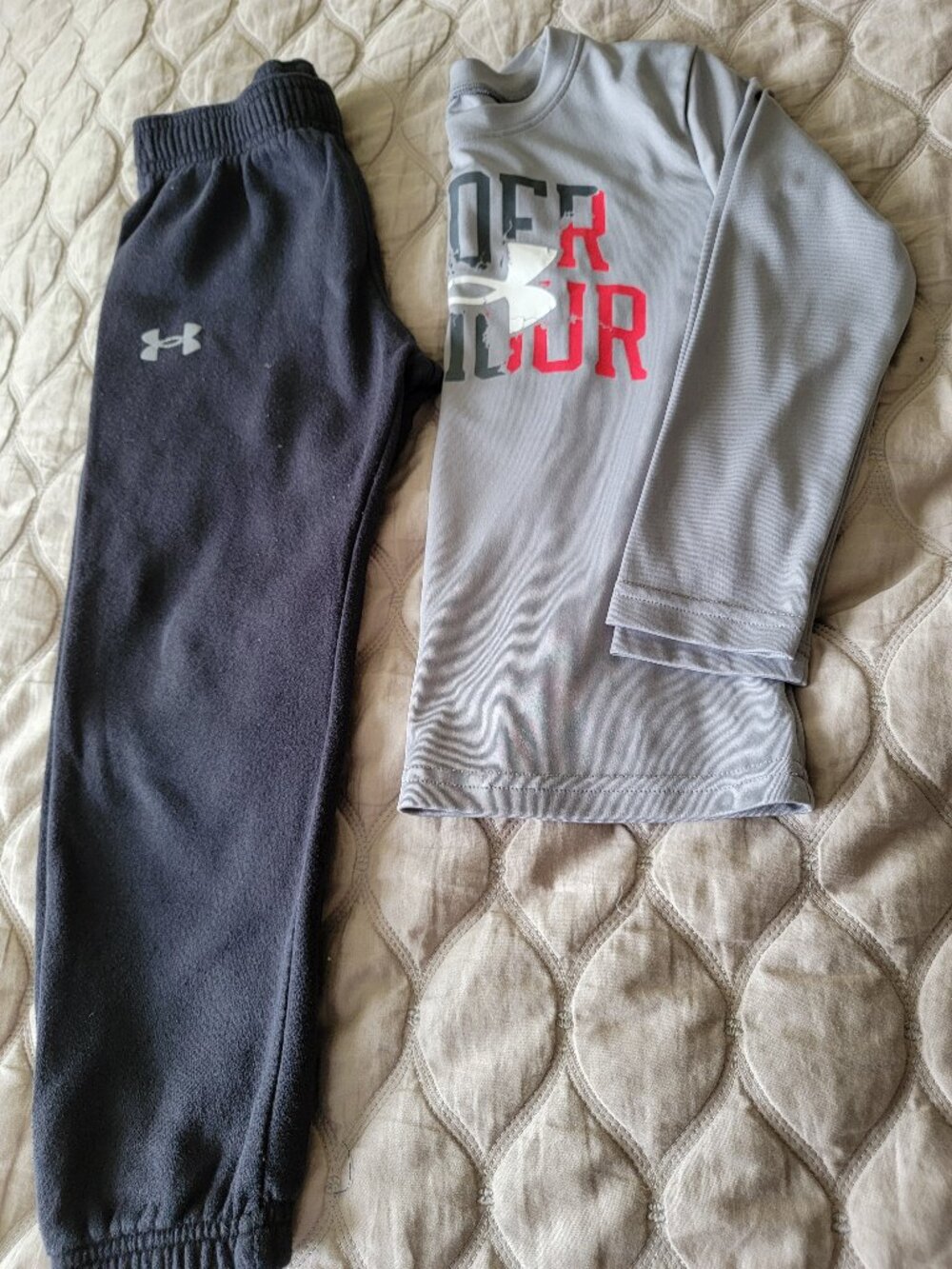 2pc Under Armour kids' activewear set, 5